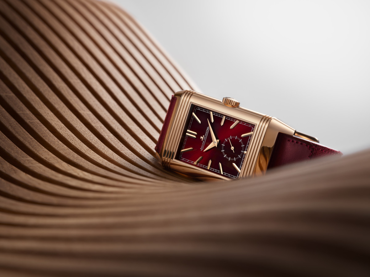 JAEGER LECOULTRE D VOILE REVERSO TRIBUTE COULEUR BORDEAUX Fresh