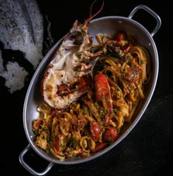 epoca : homard et pasta, linguine italienne