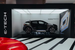 atelier Renault expose nouvelle Mégane e-tech électrique 