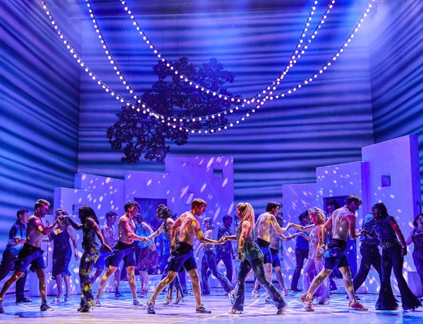 Mamma Mia au Casino de Paris - Scène disco pendant la soirée