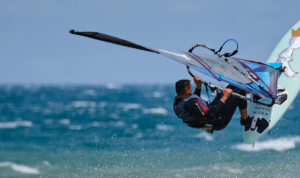 Pierrick Harang, passionné de vin et de windsurf