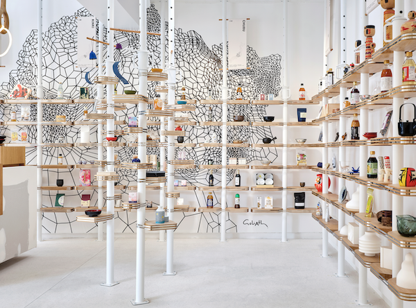 HIS Paris - Concept Store