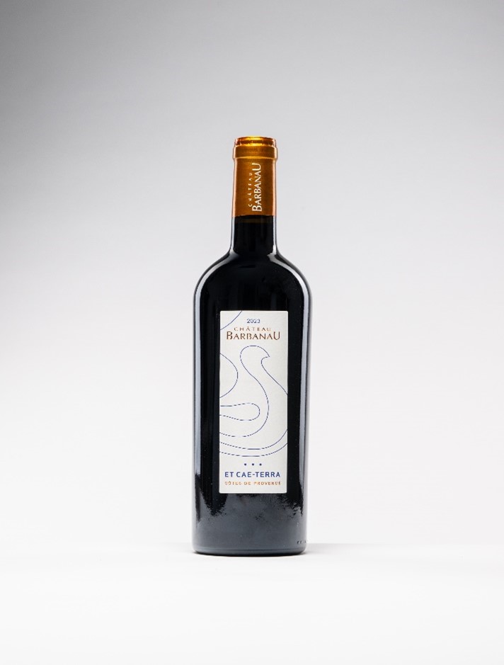Bouteille de vin rouge Chateau Barbanau 2023.