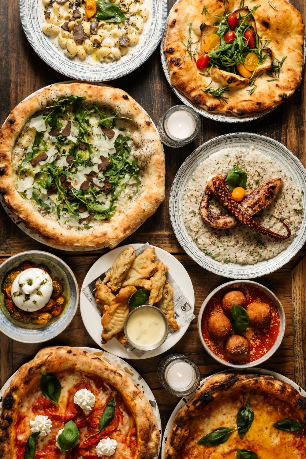 panel de plats du restaurant italien.