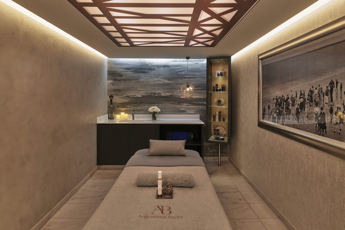 Spa et étendue des soins à l'intérieur.