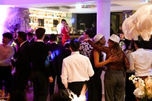 Soirée festive au Restaurant j’Adore pendant les fêtes de fin d’année à Paris