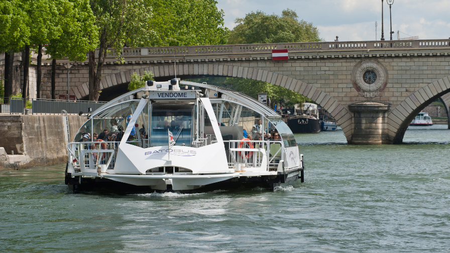 Batobus Paris Seine pon