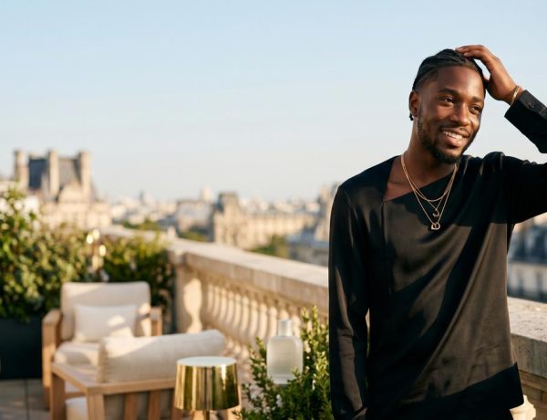 FreshMagazine - Tiakola devient le nouveau visage des parfums Yves Saint Laurent Beauté et c'est un choix qui fait sens