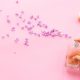 Ce parfum Nina Ricci porté par Tina Kunakey sent littéralement le soleil sur la peau tout l'été