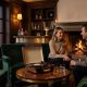 FreshMagazine - Fini le chalet classique à Courchevel 1850 : ce nouvel hôtel 5 étoiles mise sur l'ambiance club londonien