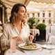 FreshMagazine - Au Café de la Paix de l'InterContinental Paris Le Grand, le collagène marin s'invite dans chaque assiette cet été