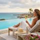 À Chypre, cet hôtel de luxe offre une nuit gratuite si le soleil manque pendant votre séjour