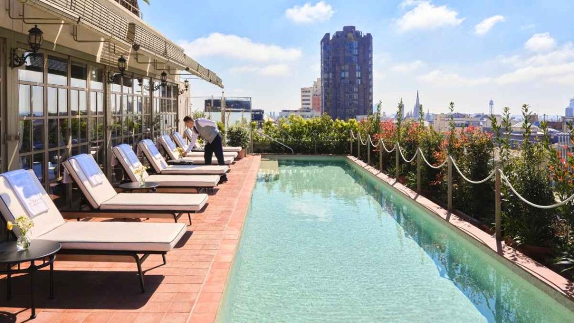Sacré meilleur hôtel de Barcelone en 2026, cet ancien Ritz ouvert en 1919 devance quatre adresses de prestige