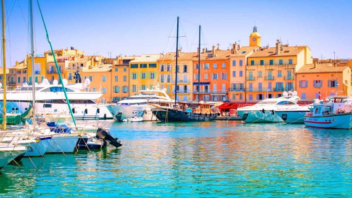 Saint-Tropez avant The White Lotus : les criques secrètes, tables étoilées et adresses confidentielles loin des yachts
