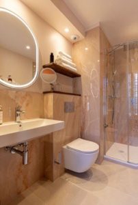 Salle de bain dans la Villa SOPI