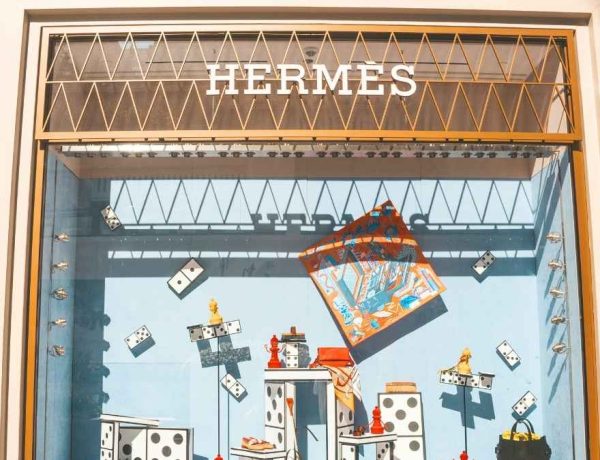 Derrière l'orange Hermès, une pénurie de guerre a imposé la couleur culte