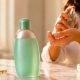 Lancé en 1994, ce parfum iconique de Cacharel séduit encore toutes les générations