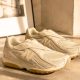 La New Balance 204V enterre les dad shoes avec ses lignes fines et techniques