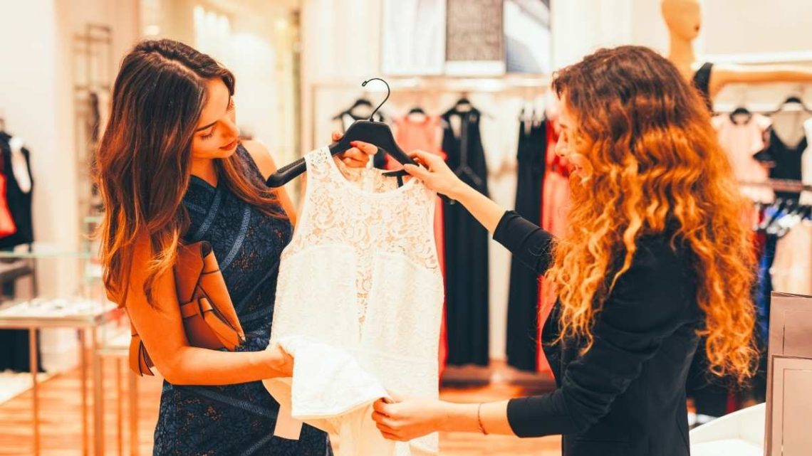 Boot tuck, gant bijou, legging couture : les astuces mode de la rentrée 2026