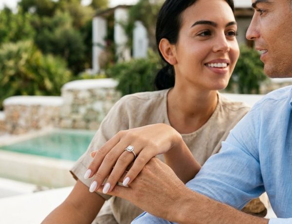 Georgina Rodríguez dit oui à Cristiano avec ces milky nails d'une douceur irréelle