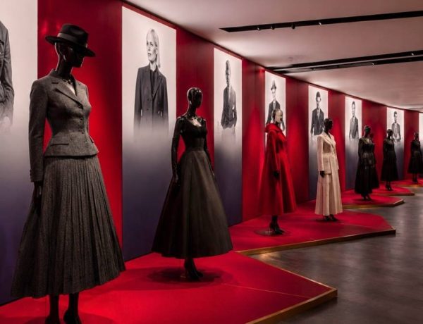 La Galerie Dior dévoile son nouveau parcours estival signé Jonathan Anderson