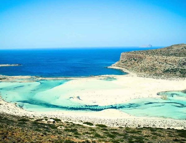 Ils ont posé 18 jours de vacances sur cette île grecque devenue incontournable