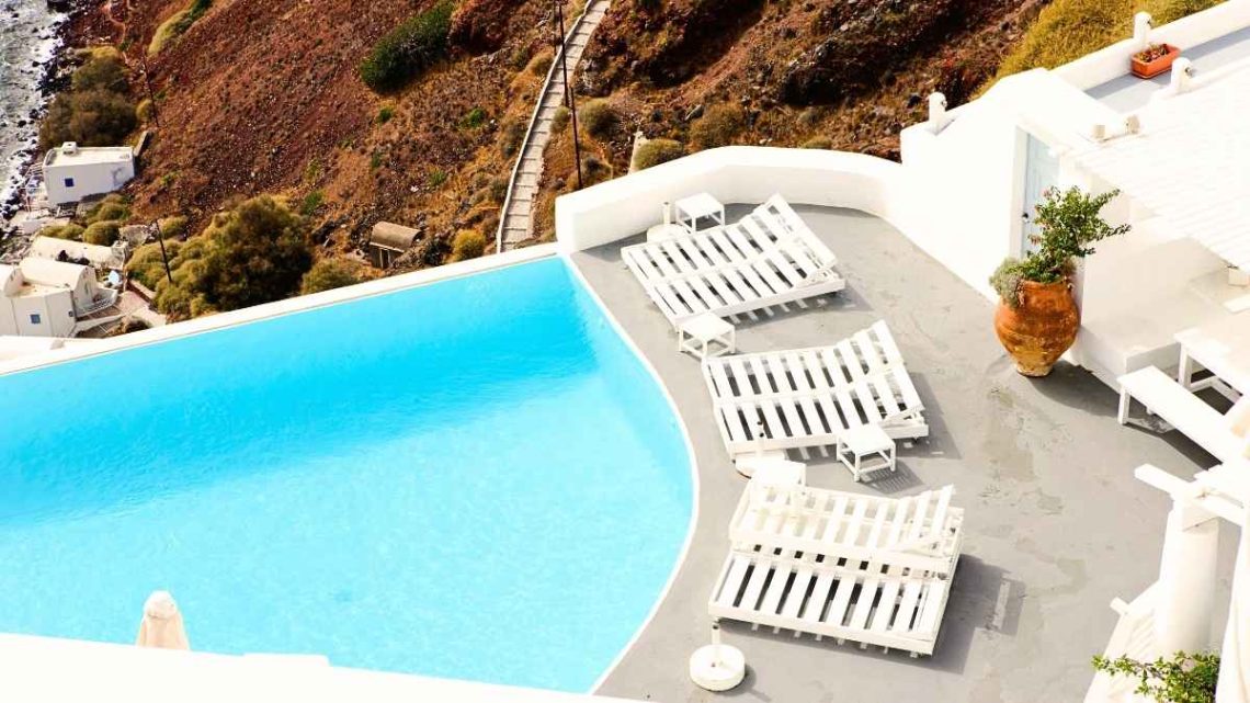 Ces hôtels design en Grèce cachent les plus beaux refuges des Cyclades