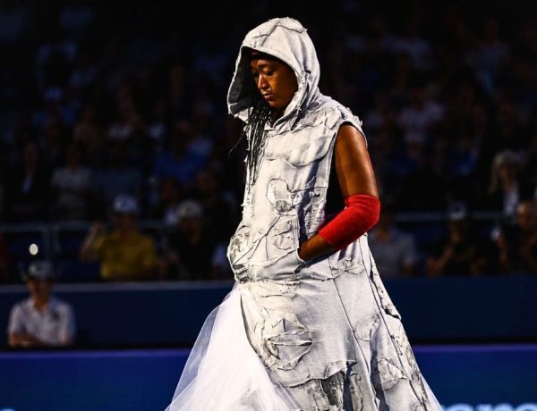 À l'US Open, Naomi Osaka éblouit dans un look signé par le styliste de Zendaya