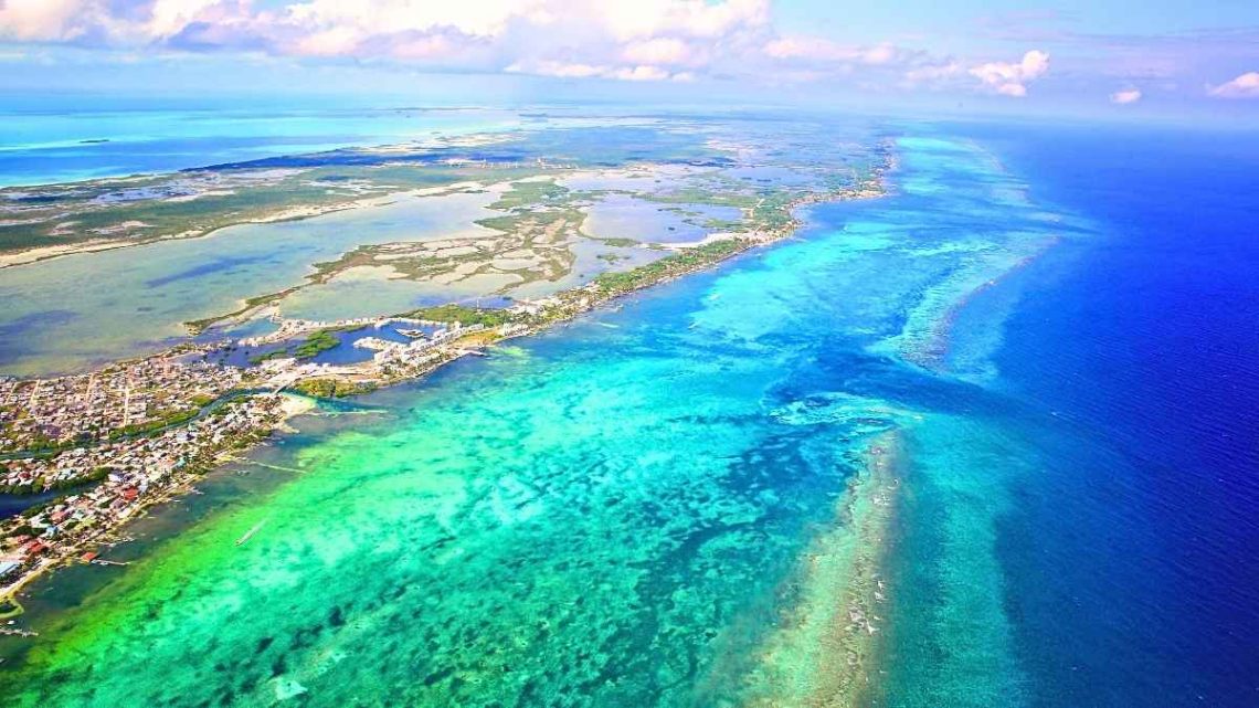 Plages de rêve et ruines mayas, le Belize s'impose parmi les destinations préférées