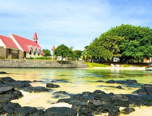 À l'île Maurice, ce lieu de culte attire 12 000 visiteurs par an : voici pourquoi