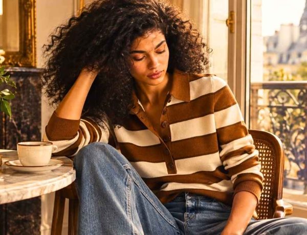 Le pull Selene de Sézane relance le polo de rugby version très féminine
