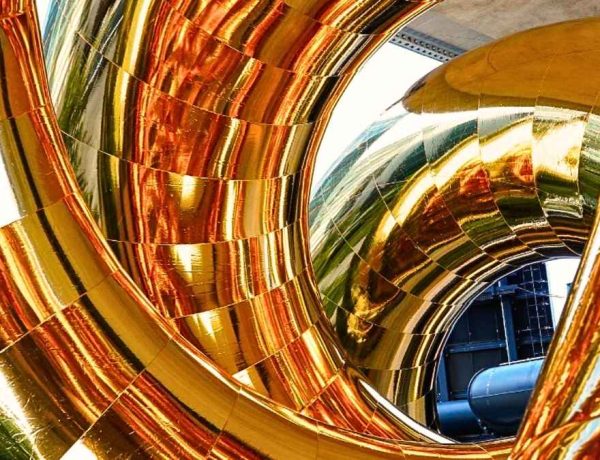 Bvlgari installe son serpent Serpenti en plein cœur de la High Line à New York