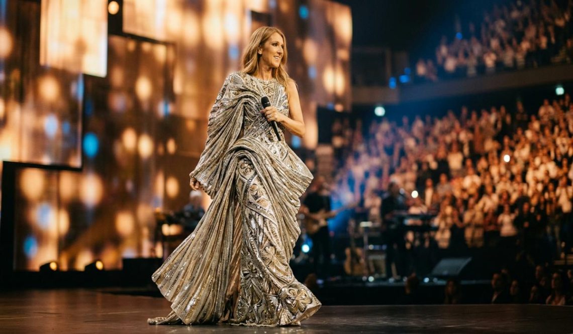 FreshMagazine - Céline Dion ouvre son 6e concert à Nanterre dans une nouvelle robe customisée signée Dior