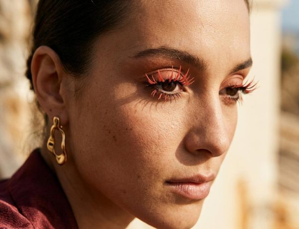 FreshMagazine - Chanel nomme Lucia Pieroni directrice artistique maquillage après ses cils oursin remarqués en 2026