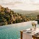 FreshMagParis - Pierre Niney et Natasha Andrews ont choisi Gordes pour leur week-end, entre piscine suspendue sur le Luberon et table de Jean-François Piège