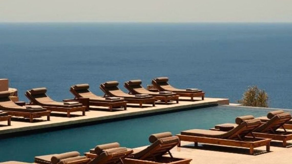Cyclades 2026 : cinq hôtels de luxe loin des foules entre Folegandros et Mykonos