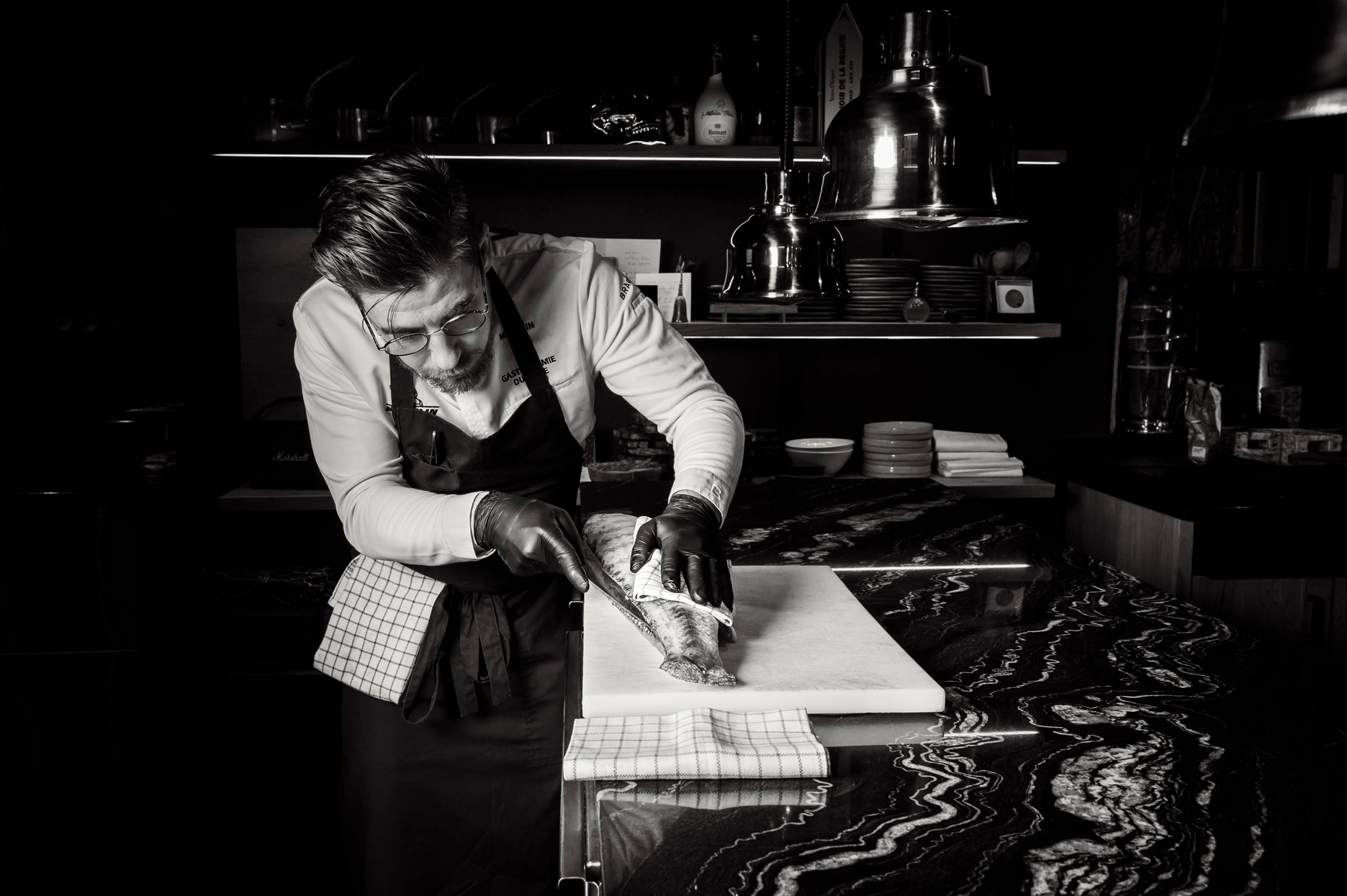 Chef Mathieu Pérou cuisine le Manoir de la Régate