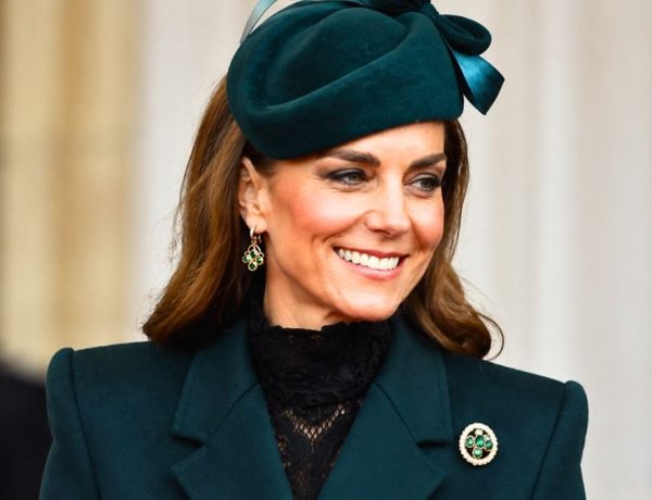 Elle ressort ses escarpins en velours vert introuvable chez Manolo Blahnik, le talisman d'automne de Kate Middleton à Windsor