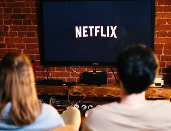 Nouveautés Netflix en octobre 2026 : Florence Pugh, Quentin Dupieux et le retour de Nobody Wants This