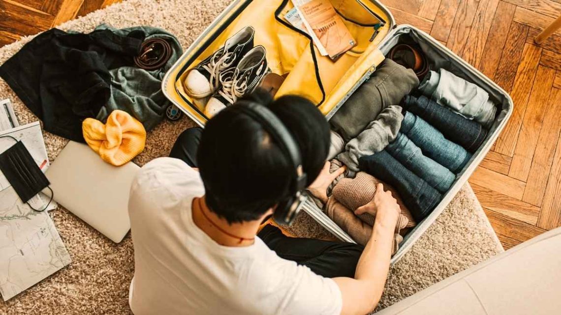 Une feuille dans la valise pour protéger ses bagages perdus : l'astuce low-tech qui cartonne