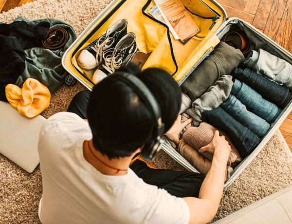 Une feuille dans la valise pour protéger ses bagages perdus : l'astuce low-tech qui cartonne