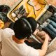Une feuille dans la valise pour protéger ses bagages perdus : l'astuce low-tech qui cartonne